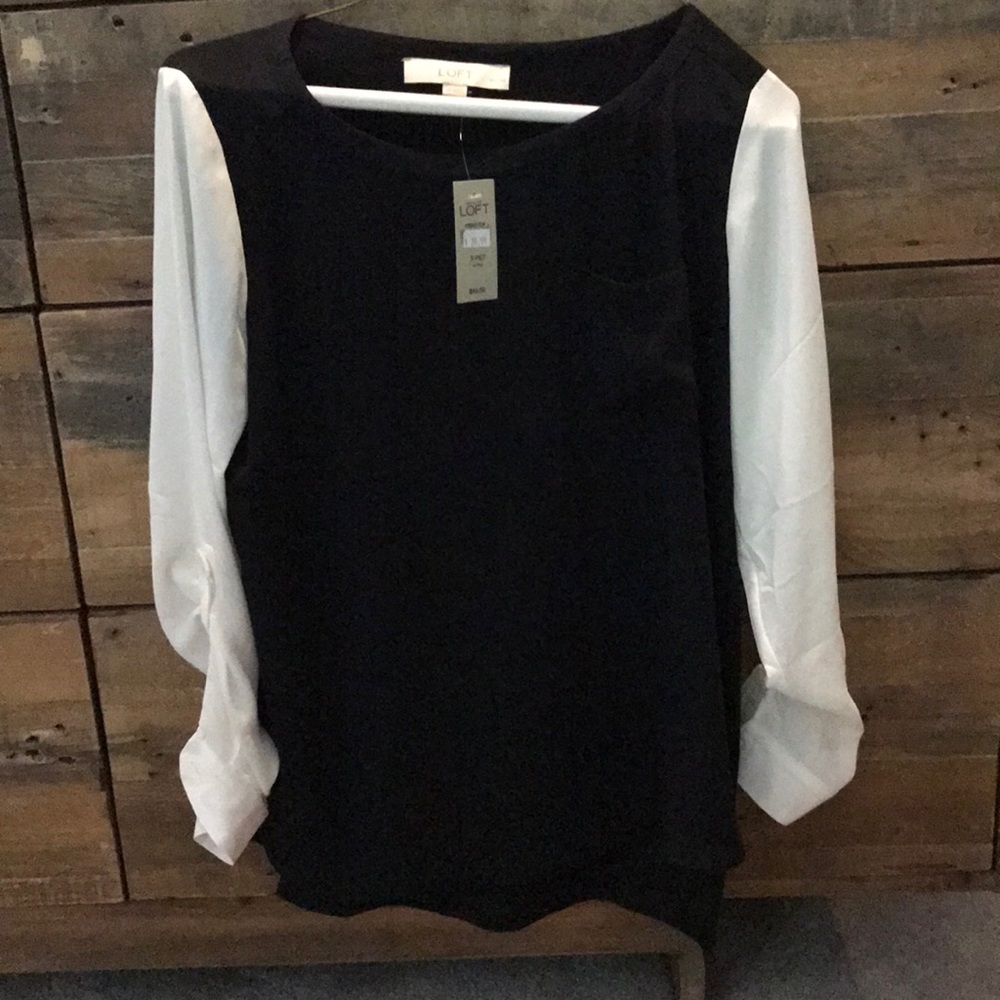 Black and white/cream sleeved blouse